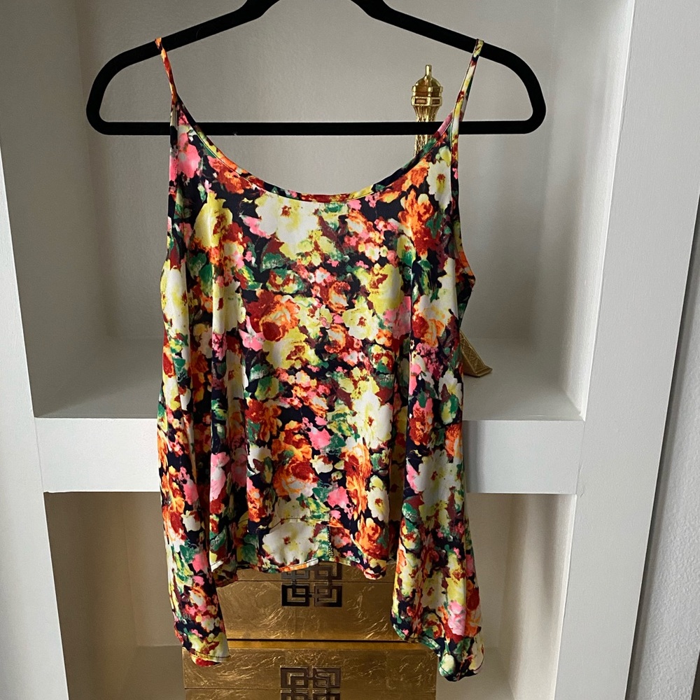 NASTY GAL Floral Low-Back Flowy Cami Top
